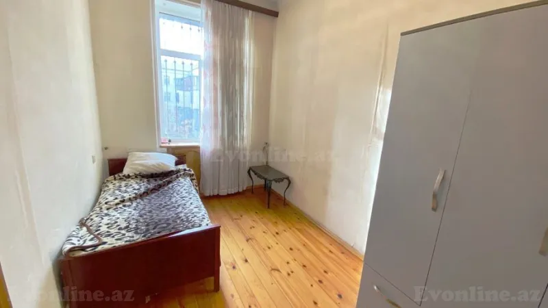 Satılır 3 otaqlı Mənzil Köhnə tikili 70 m² Qara Qarayev m. - şəkil 5
