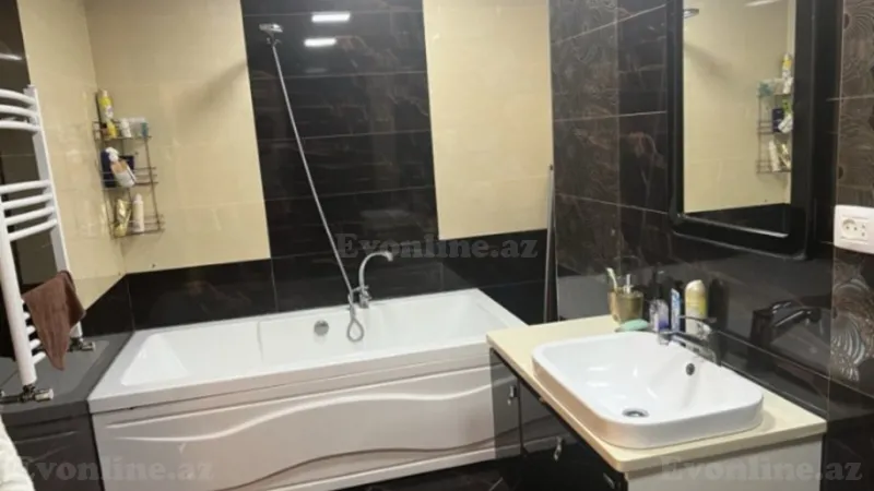 Satılır 4 otaqlı Mənzil Yeni tikili 222 m² Gənclik m. - şəkil 12