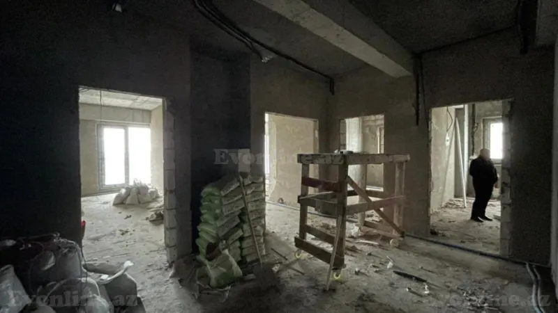 Satılır 3 otaqlı Mənzil Yeni tikili 157 m² Xətai r. - şəkil 2