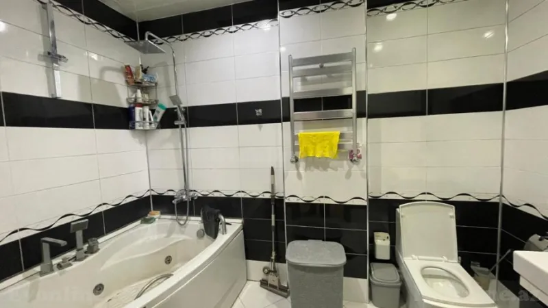 Satılır 3 otaqlı Mənzil Yeni tikili 140 m² Nizami m. - şəkil 9