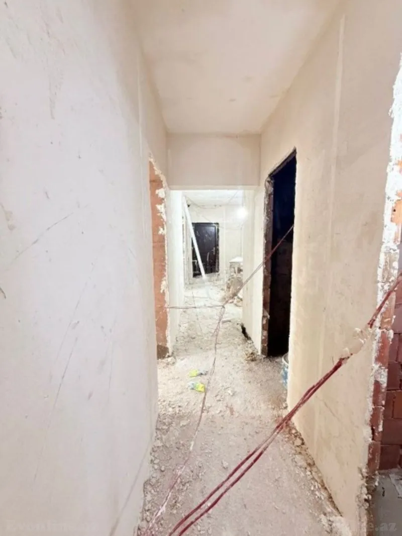 Satılır 3 otaqlı Mənzil Yeni tikili 100 m² 8 Noyabr m. - şəkil 4