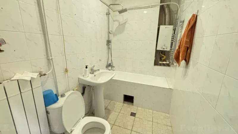 Kirayə verilir 3 otaqlı Mənzil Köhnə tikili 72 m² İçərişəhər m. - şəkil 12