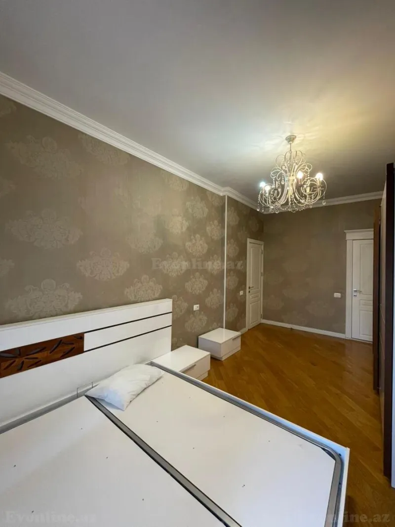 Kirayə verilir 4 otaqlı Mənzil Yeni tikili 220 m² Nərimanov r. - şəkil 8