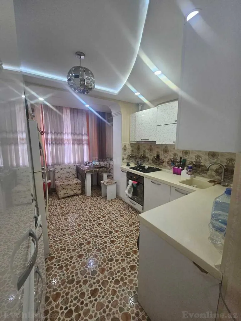 Satılır 4 otaqlı Mənzil Köhnə tikili 118 m² 4-cü mikrorayon - şəkil 8