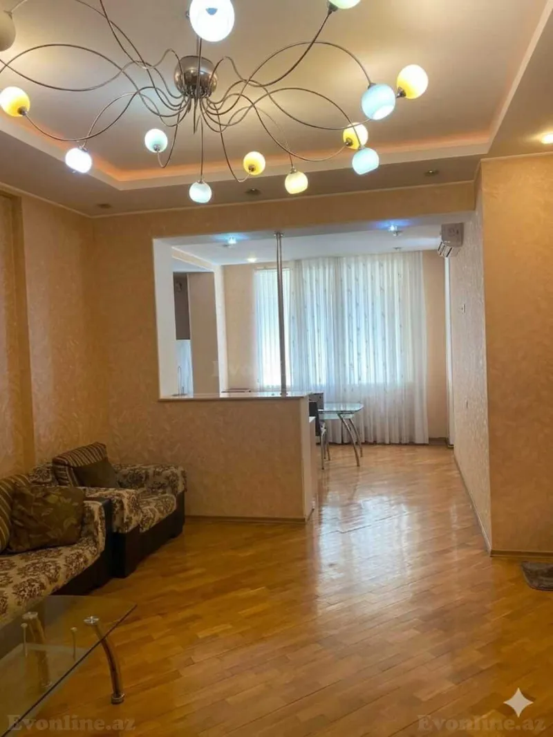 Satılır 2 otaqlı Mənzil Yeni tikili 105 m² 28 May m. - şəkil 3