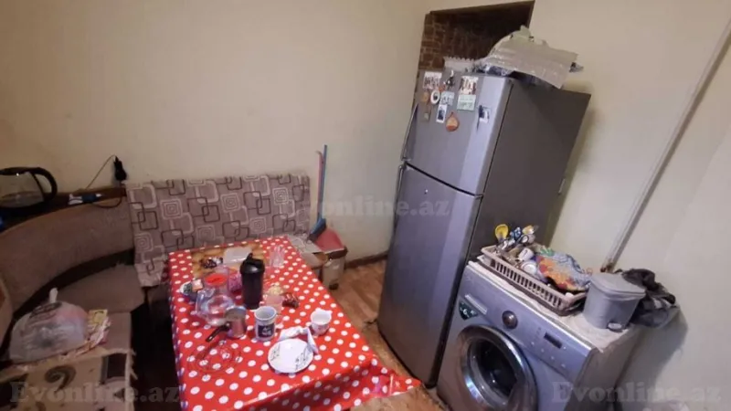 Satılır 2 otaqlı Mənzil Köhnə tikili 50 m² Həzi Aslanov m. - şəkil 4