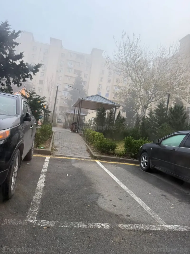 Satılır 4 otaqlı Mənzil Köhnə tikili 110 m² Xətai r. - şəkil 2