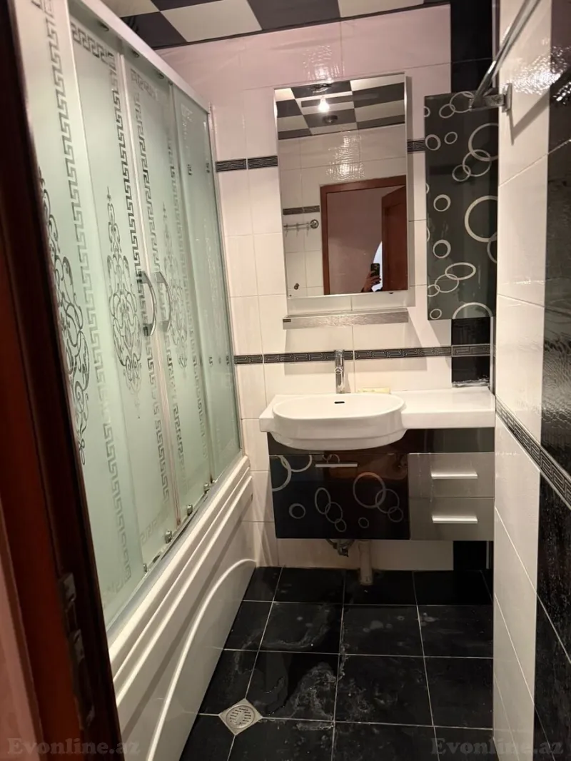 Satılır 4 otaqlı Mənzil Köhnə tikili 110 m² Xətai r. - şəkil 18