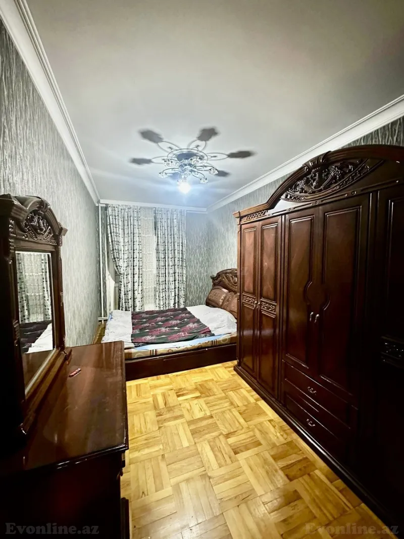 Satılır 3 otaqlı Mənzil Köhnə tikili 100 m² Gənclik m. - şəkil 6