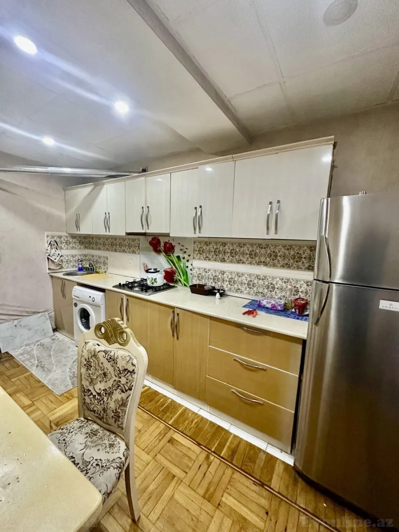 Satılır 3 otaqlı Mənzil Köhnə tikili 100 m² Gənclik m. - şəkil 10