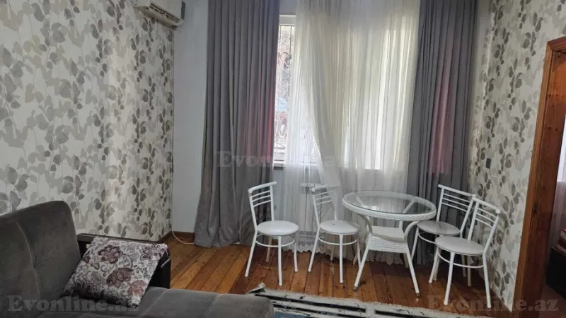 Kirayə verilir 2 otaqlı Mənzil Köhnə tikili 35 m² 7-ci mikrorayon