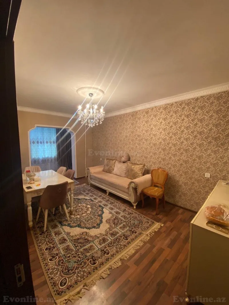 Satılır 3 otaqlı Mənzil Köhnə tikili 85 m² 8-ci kilometr