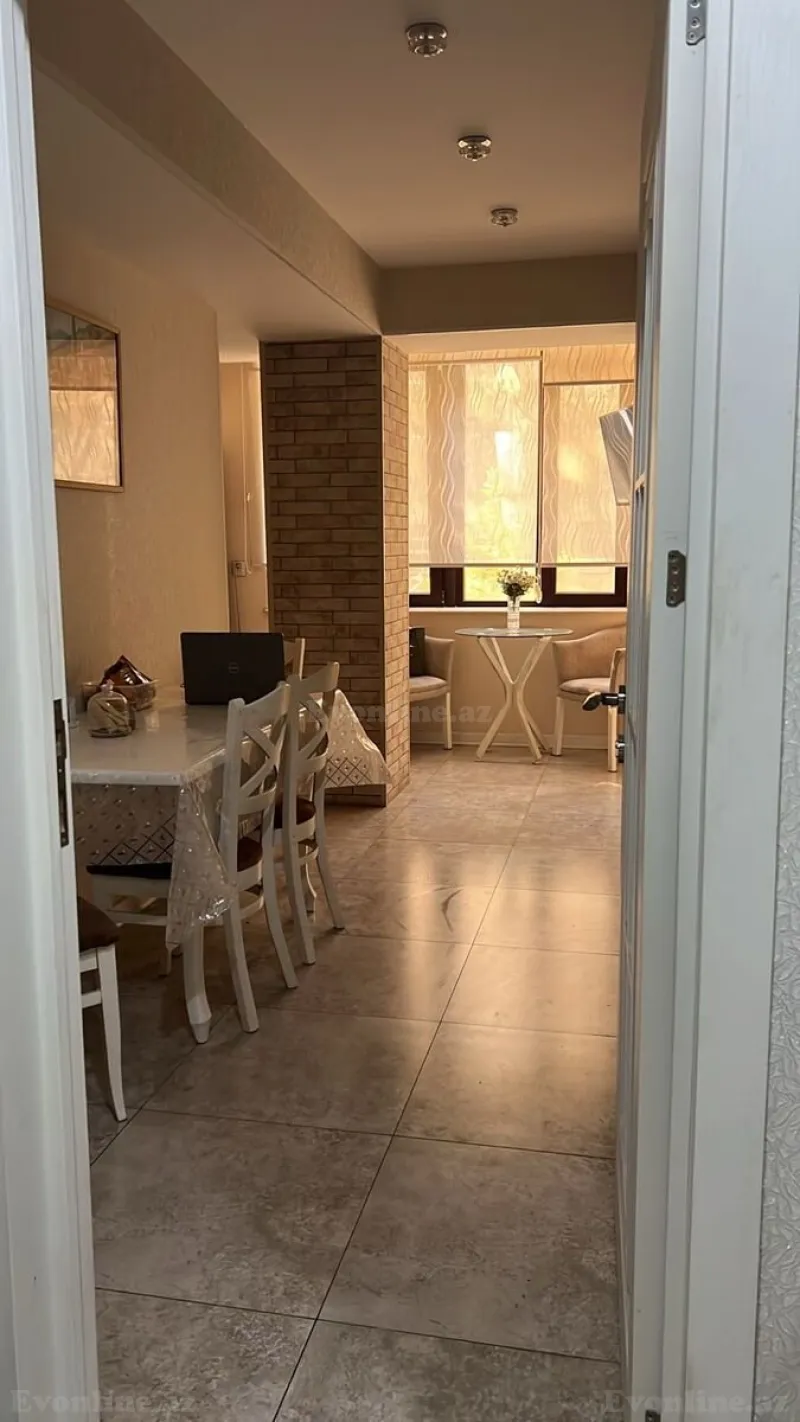 Satılır 2 otaqlı Mənzil Köhnə tikili 80 m² Elmlər Akademiyası m. - şəkil 3