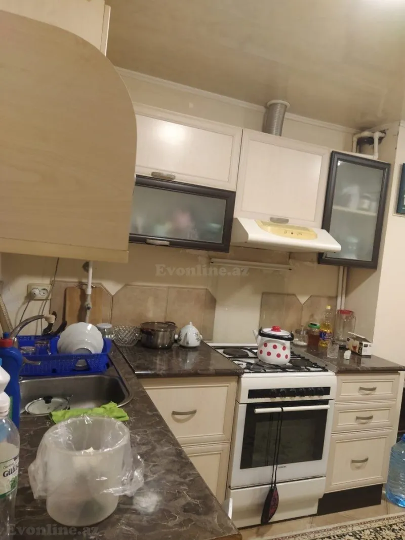 Satılır 5 otaqlı Mənzil Köhnə tikili 125 m² 8-ci kilometr - şəkil 3