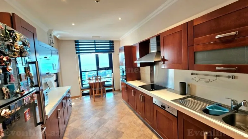 Kirayə verilir 4 otaqlı Mənzil Yeni tikili 174 m² 28 May m. - şəkil 9