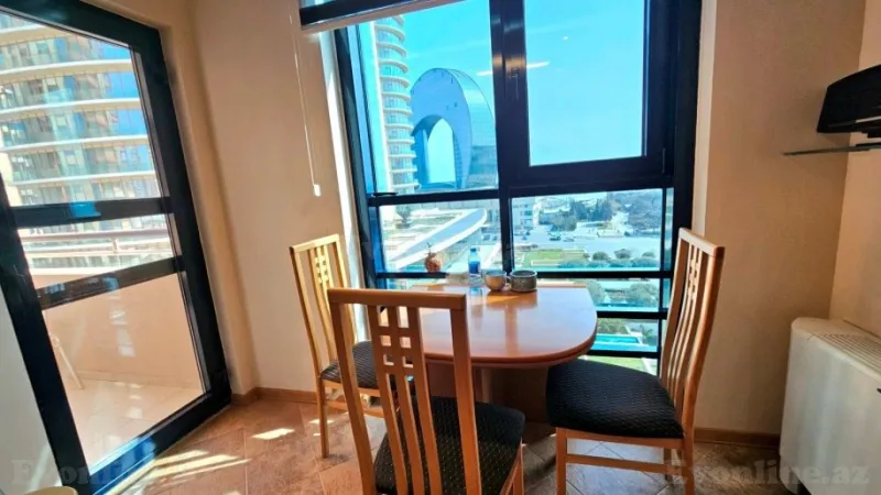 Kirayə verilir 4 otaqlı Mənzil Yeni tikili 174 m² 28 May m. - şəkil 11