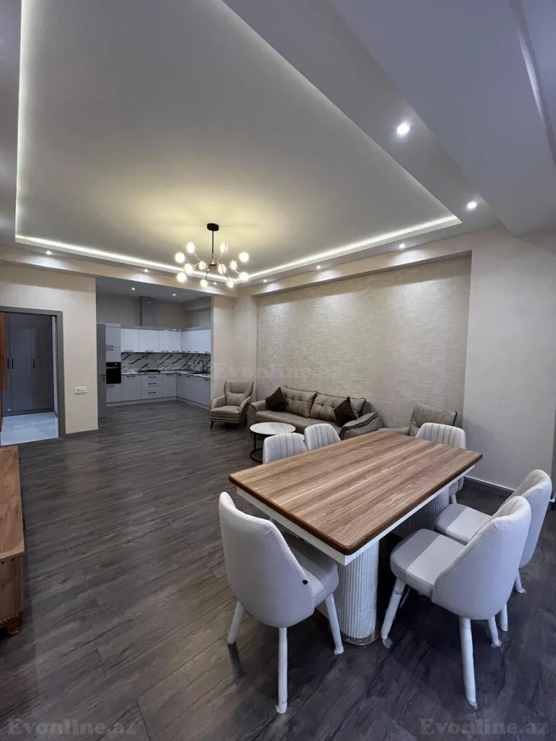 Satılır 2 otaqlı Mənzil Yeni tikili 82 m² 28 May m.