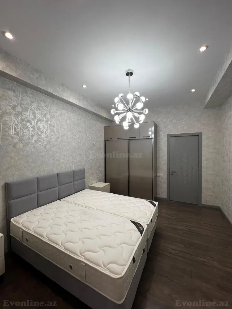 Satılır 2 otaqlı Mənzil Yeni tikili 82 m² 28 May m. - şəkil 3