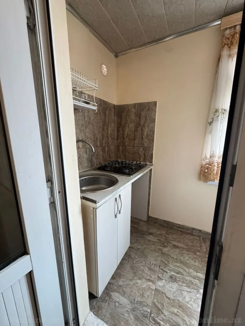 Kirayə verilir 2 otaqlı Mənzil Köhnə tikili 40 m² Memar Əcəmi m. - şəkil 5