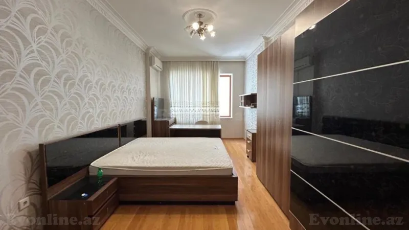 Satılır 4 otaqlı Mənzil Yeni tikili 222 m² Xətai m. - şəkil 9