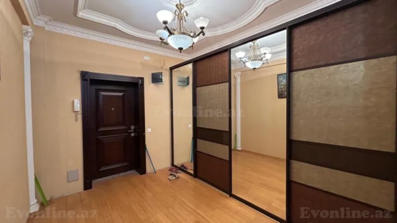 Satılır 4 otaqlı Mənzil Yeni tikili 222 m² Xətai m. - şəkil 13