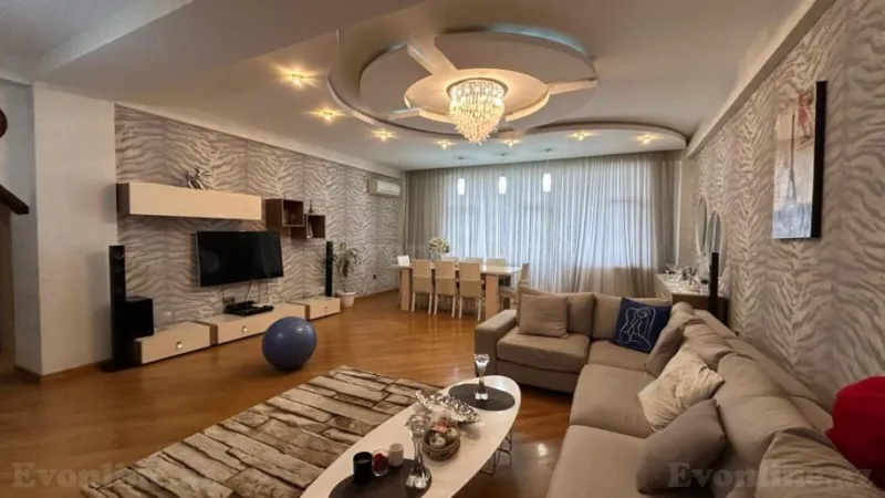 Satılır 5 otaqlı Mənzil Yeni tikili 205 m² Xətai m.