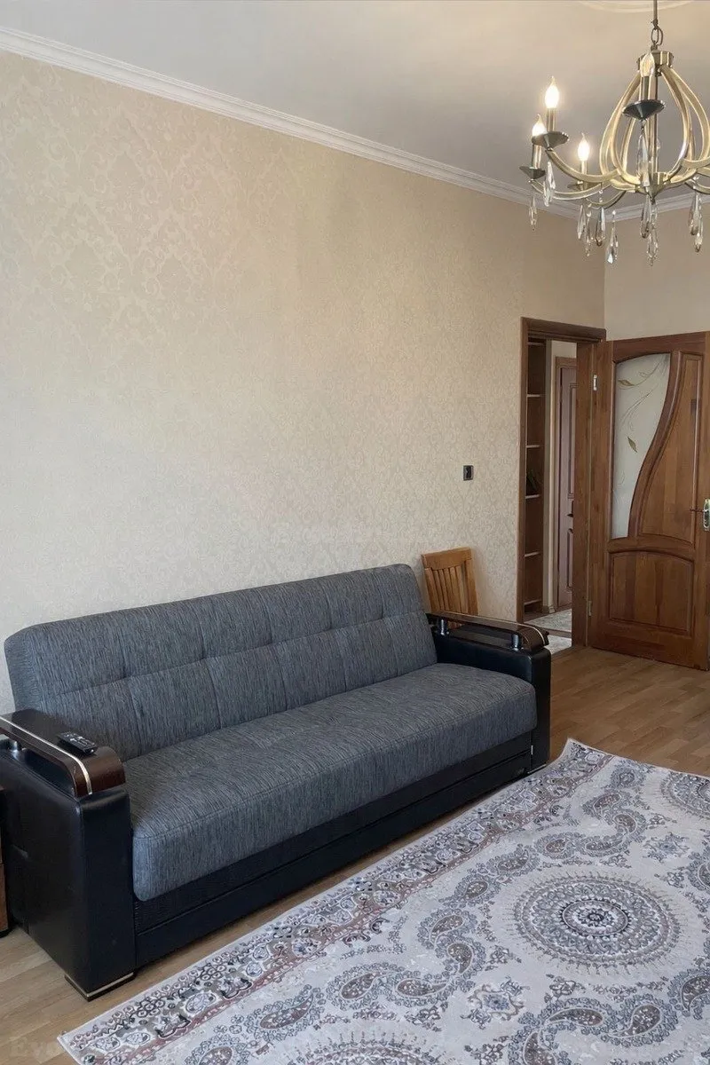 Satılır 3 otaqlı Mənzil Köhnə tikili 85 m² Xalqlar Dostluğu m. - şəkil 4