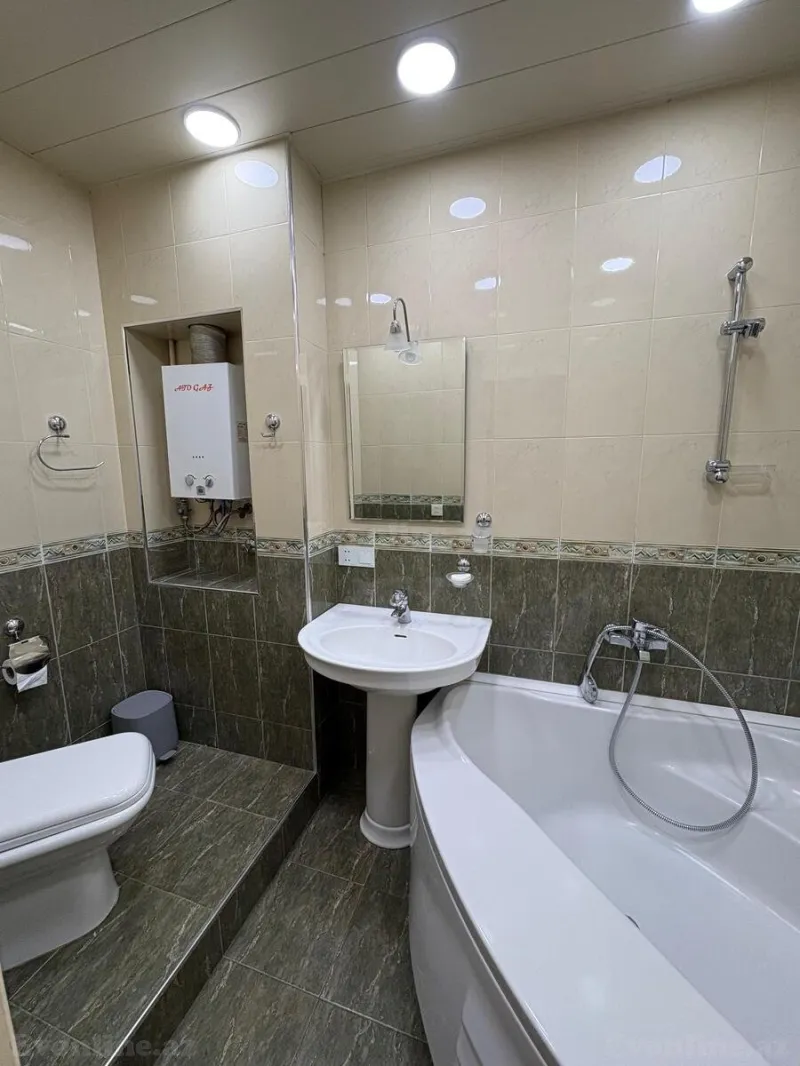 Kirayə verilir 2 otaqlı Mənzil Köhnə tikili 60 m² Nəsimi r. - şəkil 6