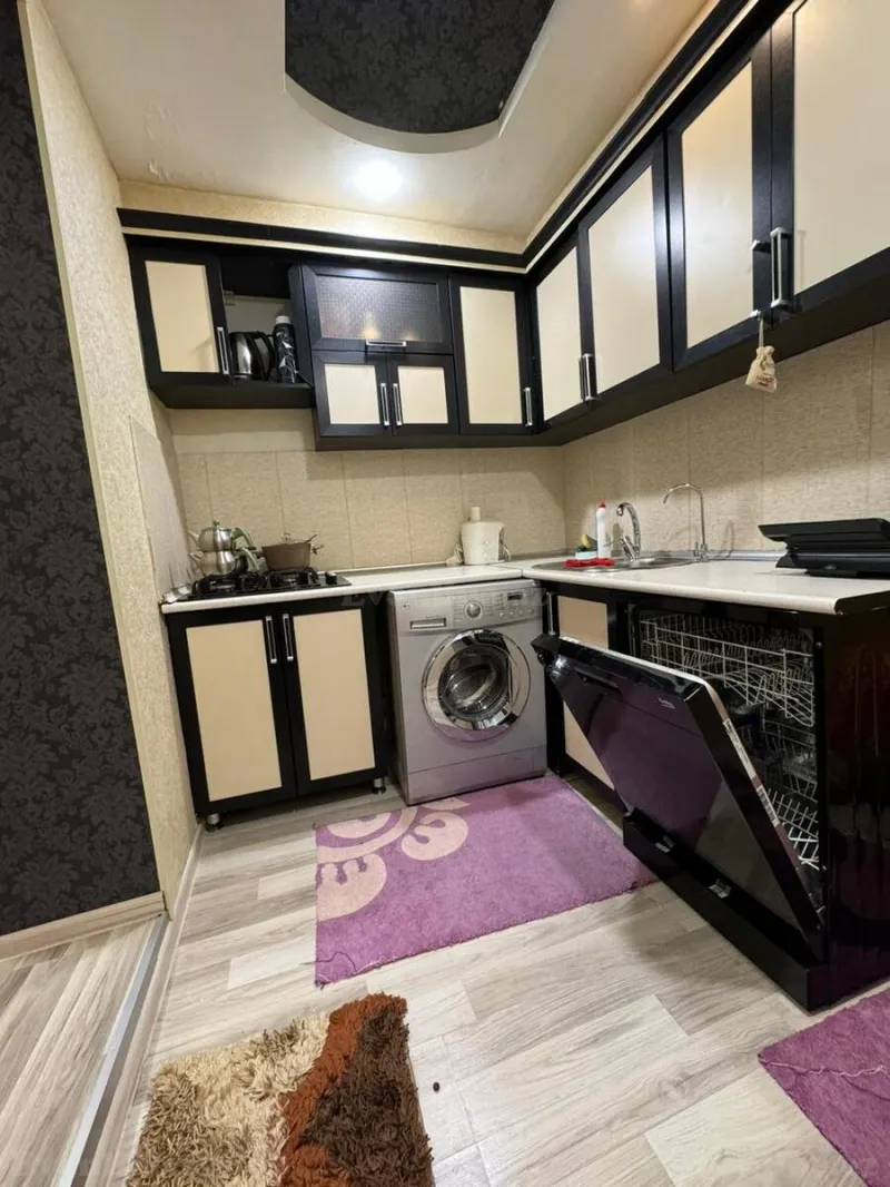 Satılır 3 otaqlı Mənzil Köhnə tikili 60 m² Nizami m. - şəkil 12