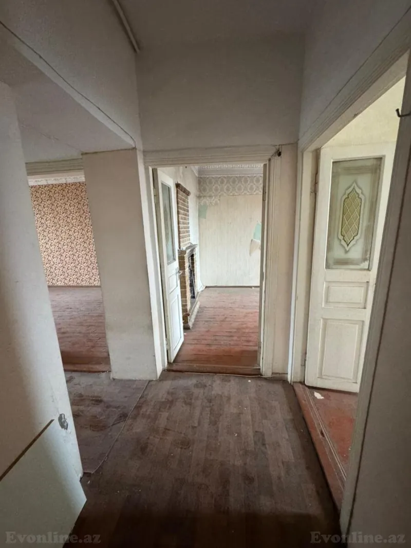 Satılır 3 otaqlı Mənzil Köhnə tikili 80 m² İnşaatçılar m. - şəkil 5