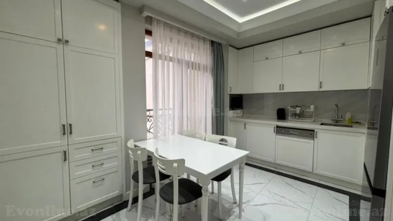 Kirayə verilir 3 otaqlı Mənzil Yeni tikili 120 m² Xətai r. - şəkil 16