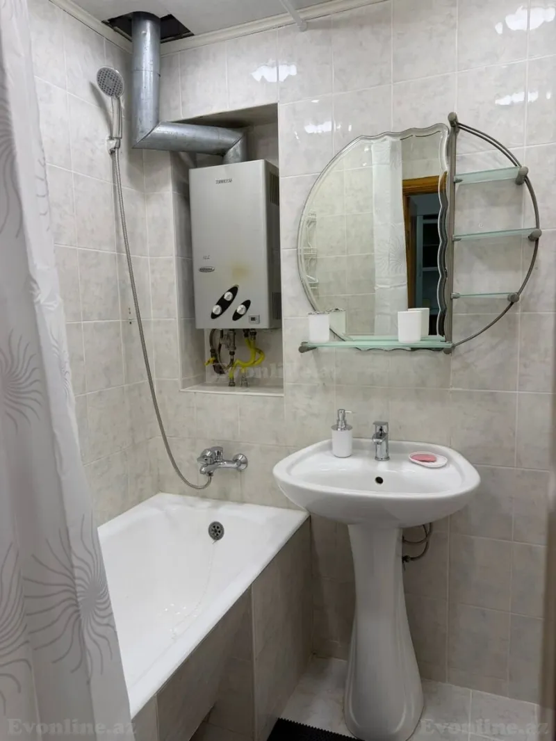 Kirayə verilir 2 otaqlı Mənzil Köhnə tikili 75 m² Yasamal - şəkil 22