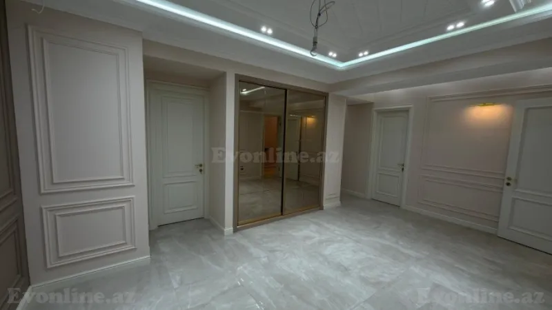 Satılır 5 otaqlı Mənzil Yeni tikili 235 m² Xətai r. - şəkil 2