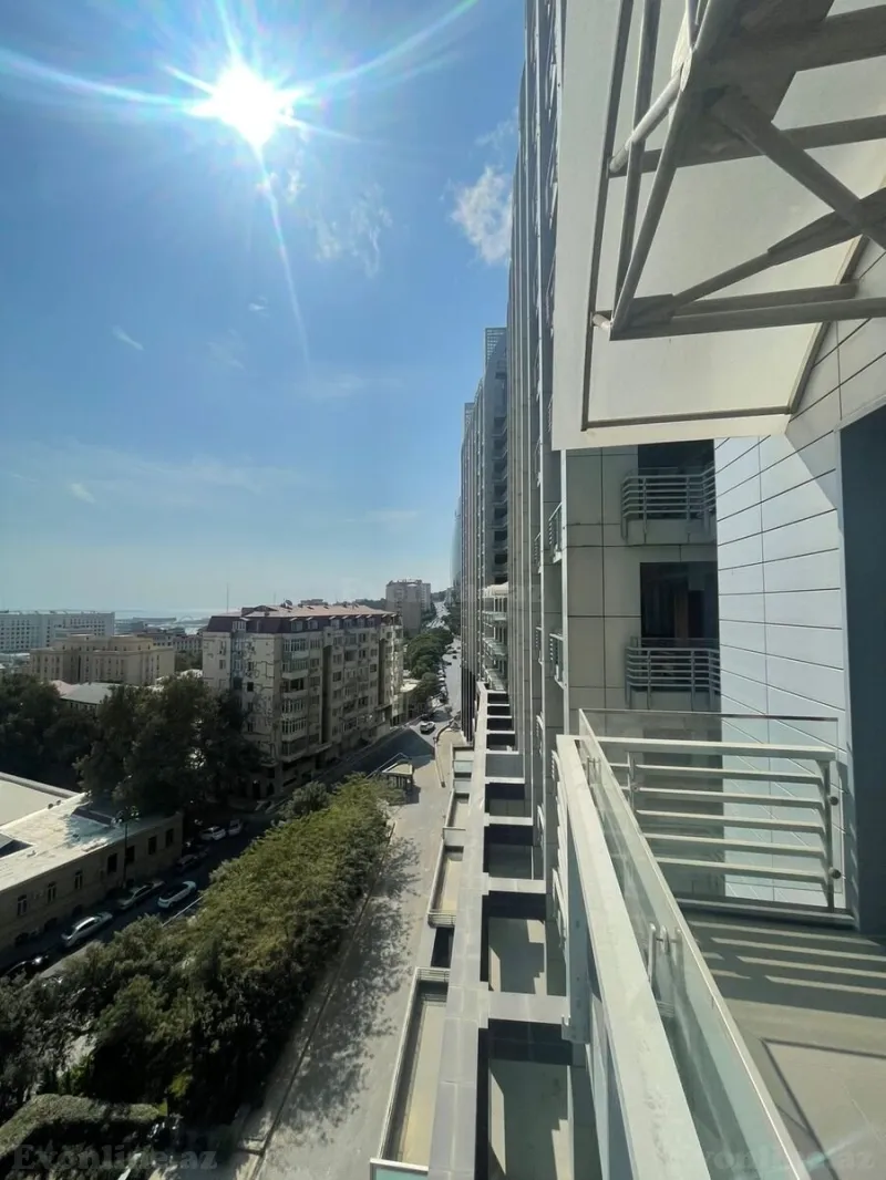 Satılır 2 otaqlı Mənzil Yeni tikili 102 m² İçərişəhər m.