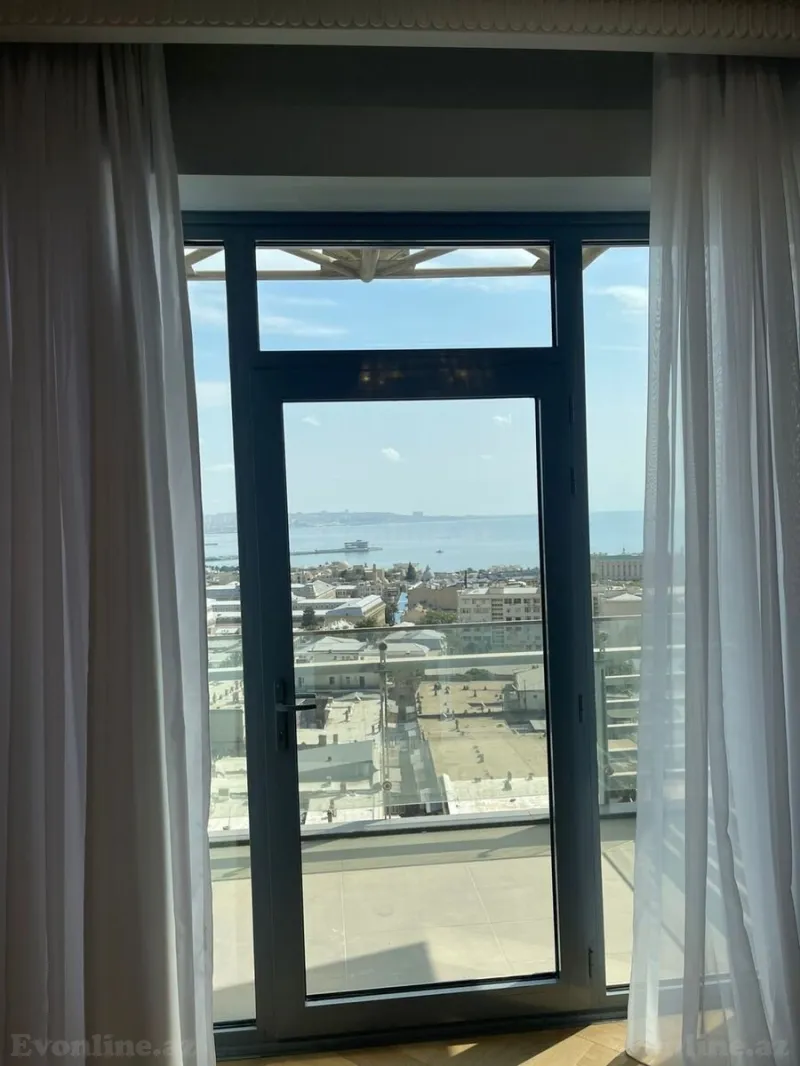 Satılır 2 otaqlı Mənzil Yeni tikili 102 m² İçərişəhər m. - şəkil 4