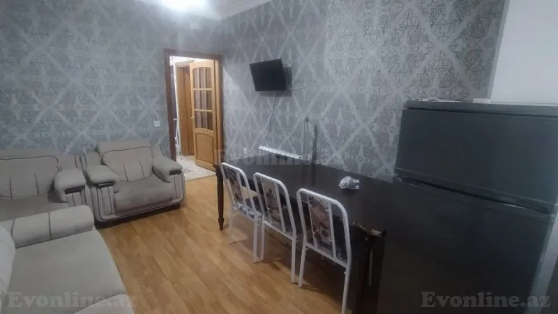 Kirayə verilir 3 otaqlı Mənzil Köhnə tikili 65 m² Əhmədli m.