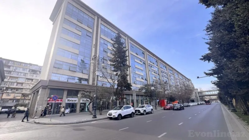 Satılır 2 otaqlı Mənzil Köhnə tikili 67 m² Nərimanov r. - şəkil 12