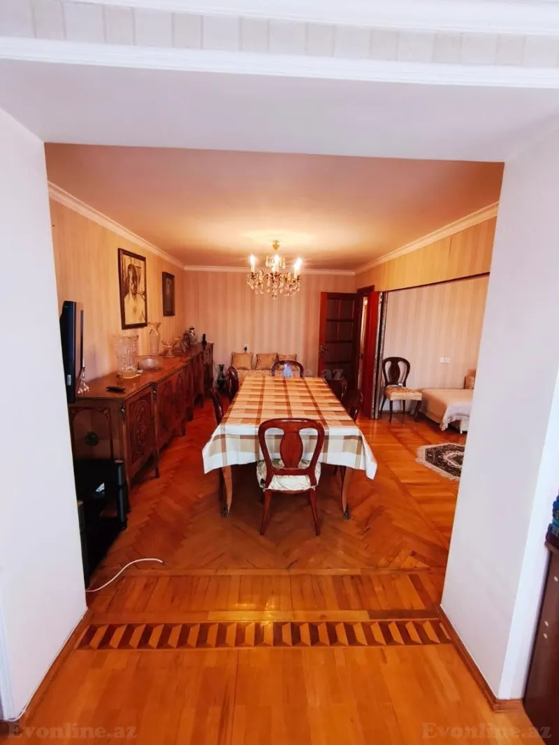 Satılır 3 otaqlı Mənzil Köhnə tikili 75 m² Elmlər Akademiyası m. - şəkil 4