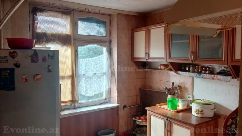Satılır 3 otaqlı Mənzil Köhnə tikili 70 m² İnşaatçılar m. - şəkil 4