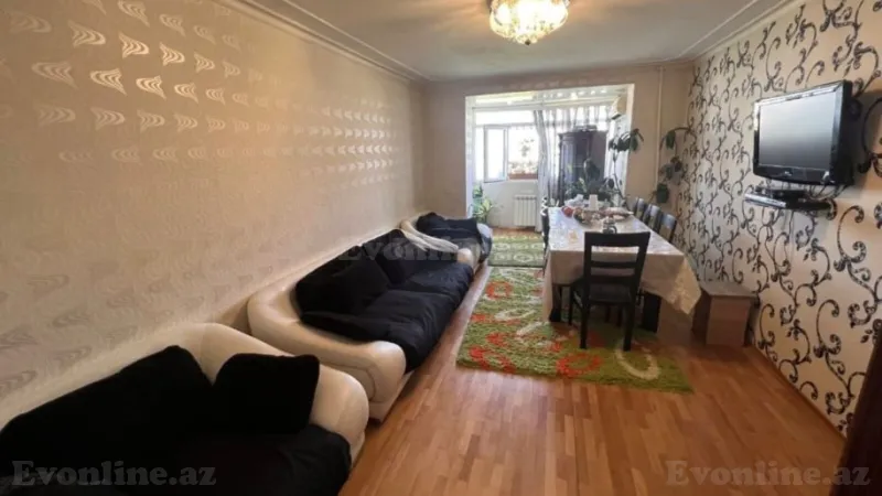 Kirayə verilir 3 otaqlı Mənzil Köhnə tikili 80 m² Nəriman Nərimanov m.