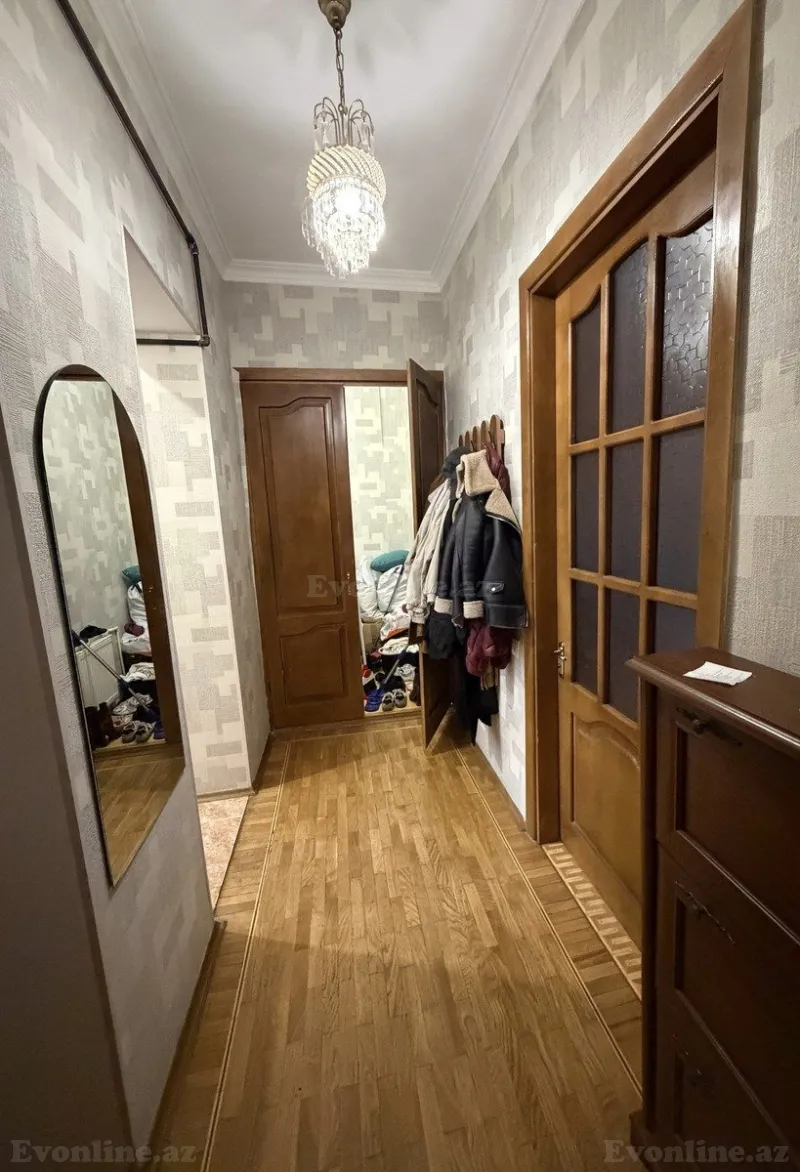 Kirayə verilir 2 otaqlı Mənzil Köhnə tikili 85 m² Yasamal