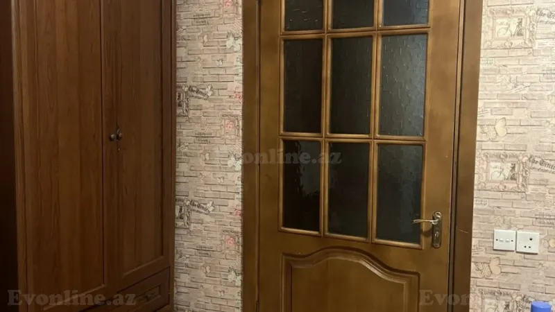 Kirayə verilir 2 otaqlı Mənzil Köhnə tikili 85 m² Yasamal - şəkil 3