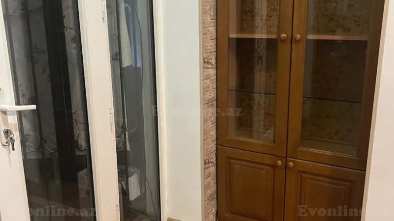 Kirayə verilir 2 otaqlı Mənzil Köhnə tikili 85 m² Yasamal - şəkil 6