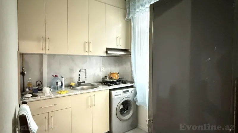 Satılır 2 otaqlı Mənzil Köhnə tikili 50 m² 3-cü mikrorayon - şəkil 5