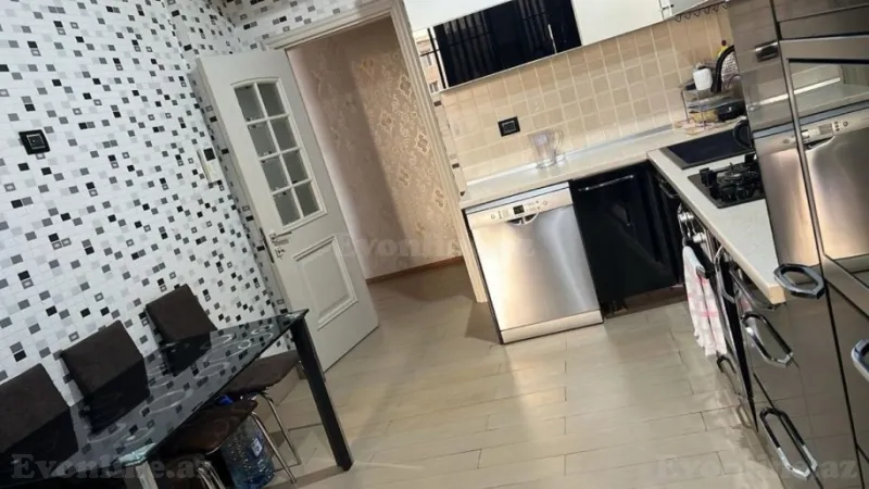 Kirayə verilir 3 otaqlı Mənzil Yeni tikili 150 m² Yasamal - şəkil 4