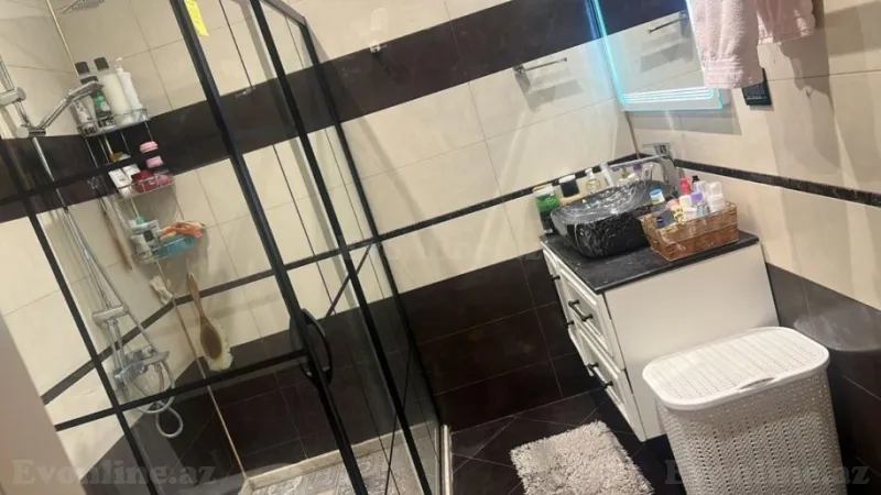 Kirayə verilir 3 otaqlı Mənzil Yeni tikili 150 m² Yasamal - şəkil 9