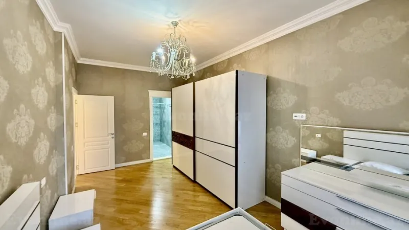 Kirayə verilir 4 otaqlı Mənzil Yeni tikili 180 m² Böyükşor - şəkil 13