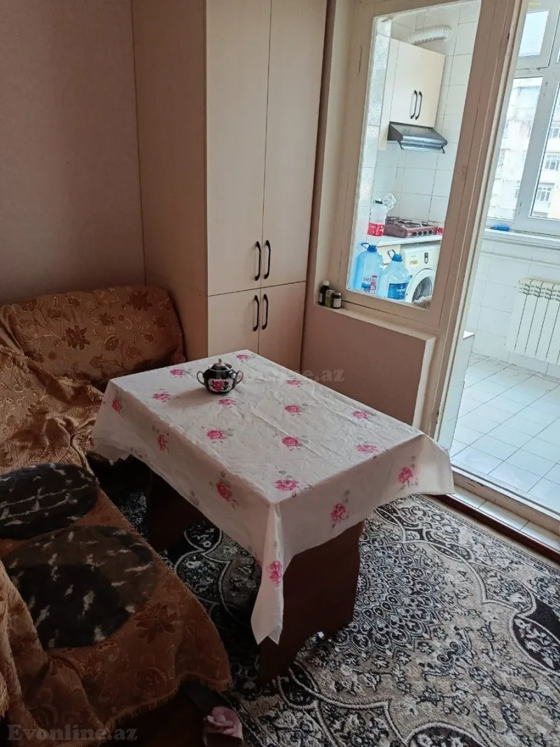 Kirayə verilir 1 otaqlı Mənzil Köhnə tikili 80 m² Yeni Yasamal - şəkil 3