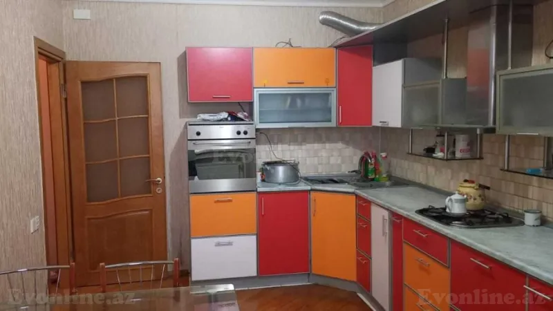 Kirayə verilir 3 otaqlı Mənzil Yeni tikili 130 m² İnşaatçılar m. - şəkil 11