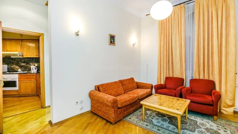 Kirayə verilir 2 otaqlı Mənzil Köhnə tikili 50 m² Sahil m. - şəkil 10